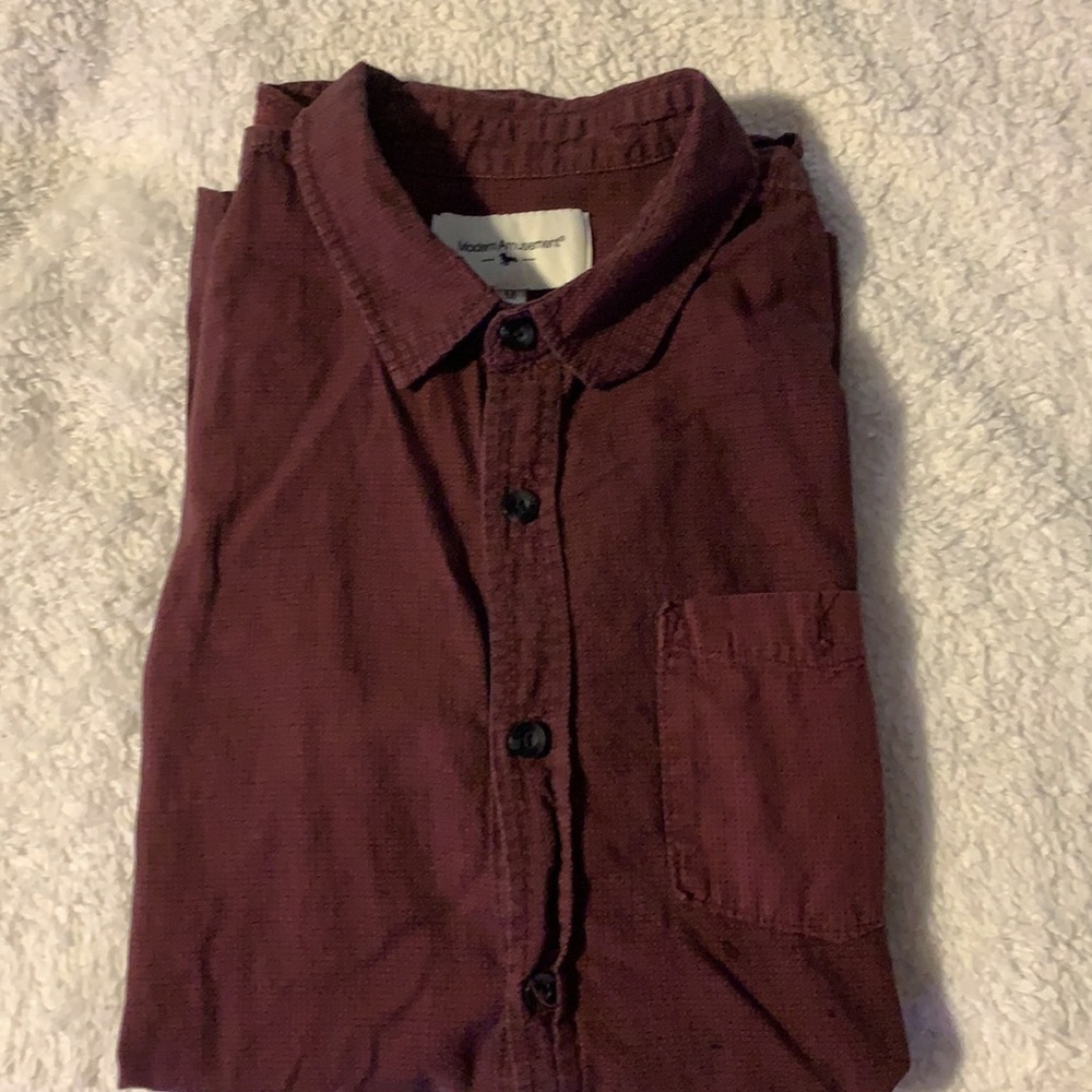 Medium Button-Up Shirt (Maroon)